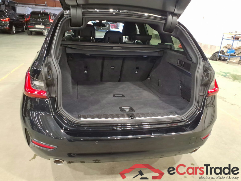 BMW 3 SERIES TOURING 2.0 318DA (100KW) TOURING #3