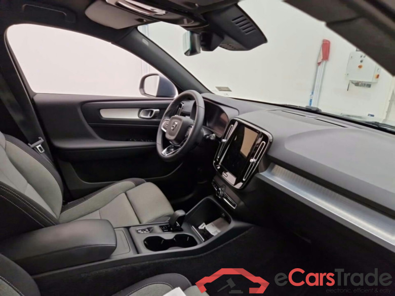 VOLVO XC40 B3 CORE AUT. #3