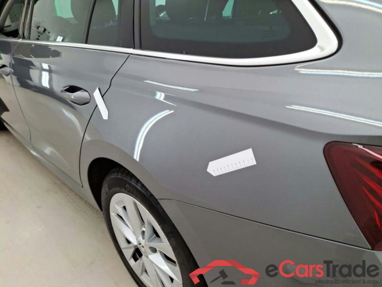 SKODA OCTAVIA COMBI 2.0 CRTDI CLEVER DSG #6