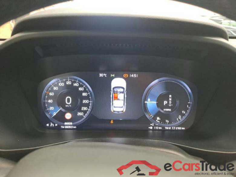 VOLVO XC40 / 2021 / 5P / Fuoristrada T4 Recharge Plug-in auto Core N1 #4