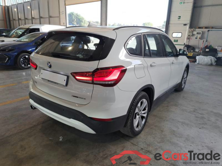 BMW X1 / 2019 / 5P / SUV XDRIVE 25E BUSINESS ADVANTAGE AUTOMATICO #2