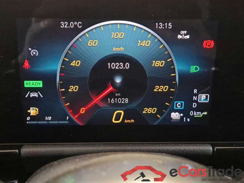 MERCEDES-BENZ GLA / 2020 / 5P / CROSSOVER GLA 250 E PLUG-IN HYBRID AUTO PREMIUM #4