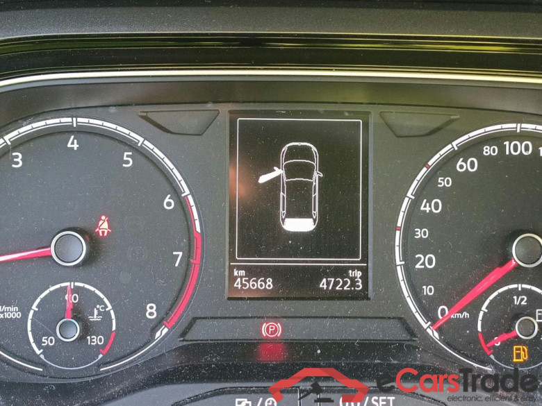 VOLKSWAGEN Polo / 2017 / 5P / berlina con portón R-Line 1.0 TSI 81kW (110CV) #5