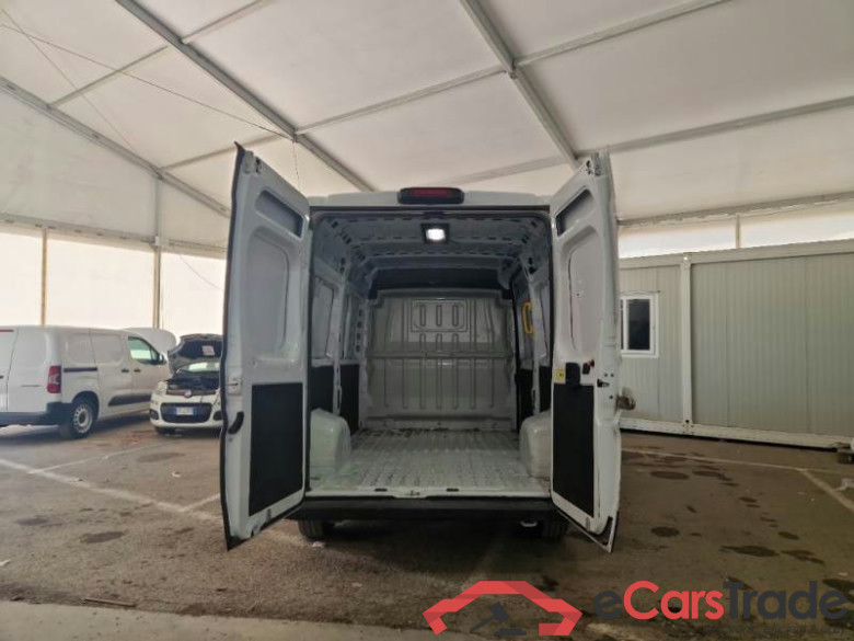 PEUGEOT BOXER / 2023 / 4P / FURGONE 2.2 BLUEHDI 120 SeS 330 L2H2 #5