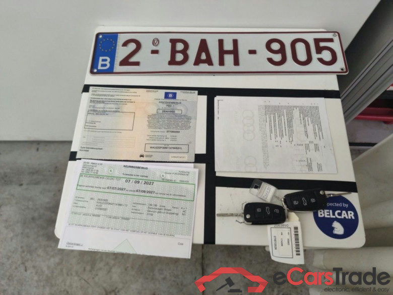 Audi Q3 45 TFSI e S tronic 5d #4