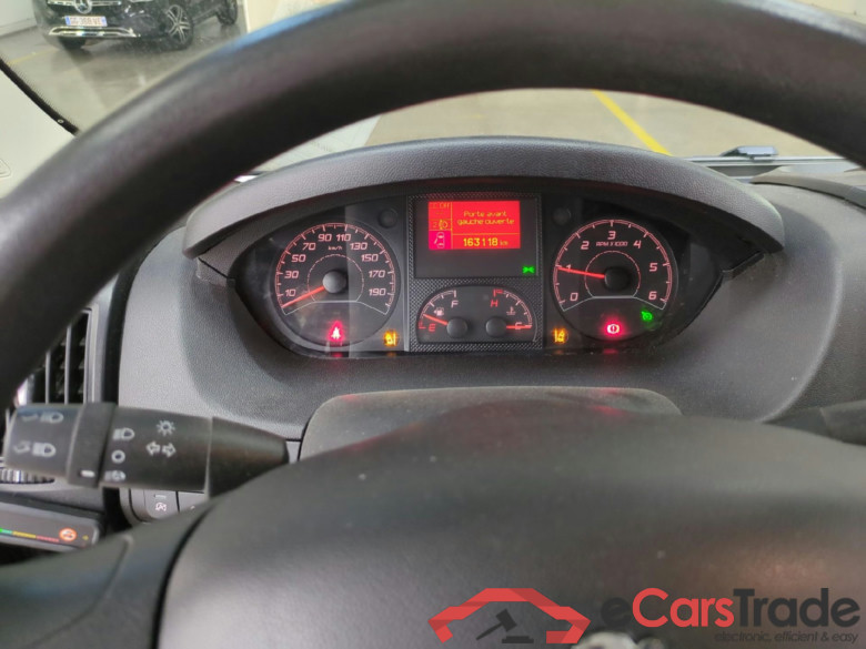 PEUGEOT Boxer / 2014 / 4P / Fourgon tôlé BlueHDi 120 S&S ASPHALT 333 L1H2 #6