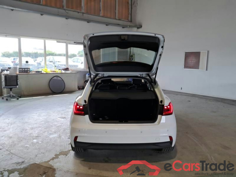 AUDI A1 / 2018 / 5P / BERLINA 25 TFSI ADMIRED SPORTBACK #5