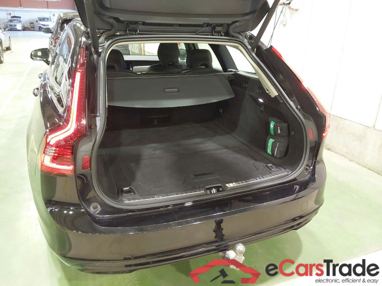 VOLVO V90 2.0 B4 D MHEV MOMENTUM PRO AUTO #3