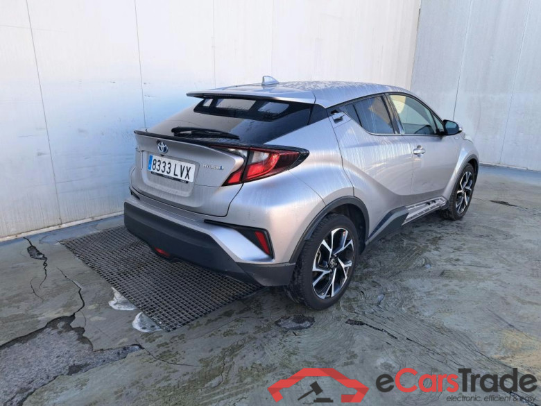 TOYOTA C-HR / 2019 / 5P / todoterreno 1.8 125H Advance #2