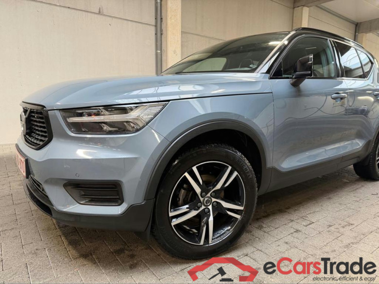 VOLVO XC40 1.5 T3 R-Design Geartronic #1