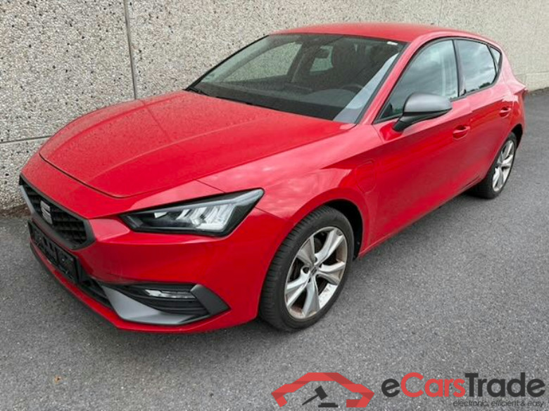Seat Leon FR 1.4-litre TSI plug-in hybrid petrol 204 hp #1