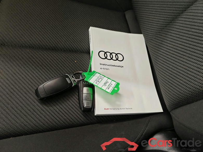 Audi e-tron 55 quattro edition 5d #4