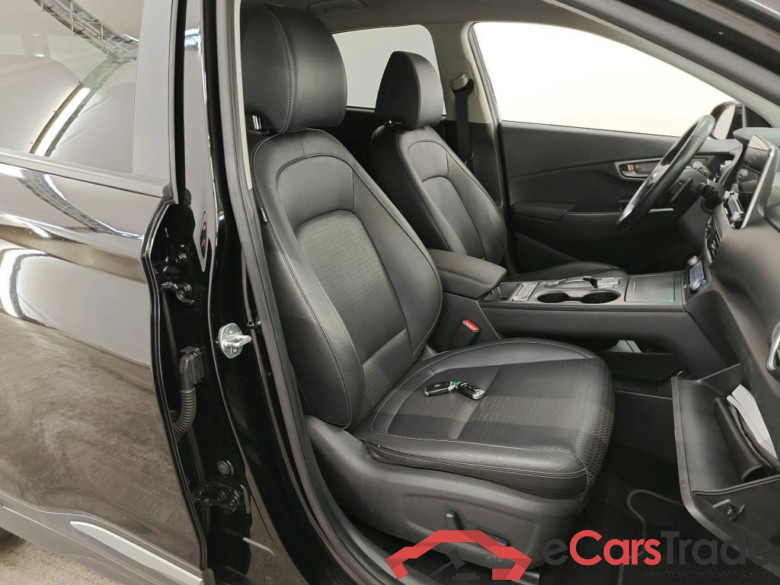 Hyundai KONA Premium Electric 64 kWh 5d #3