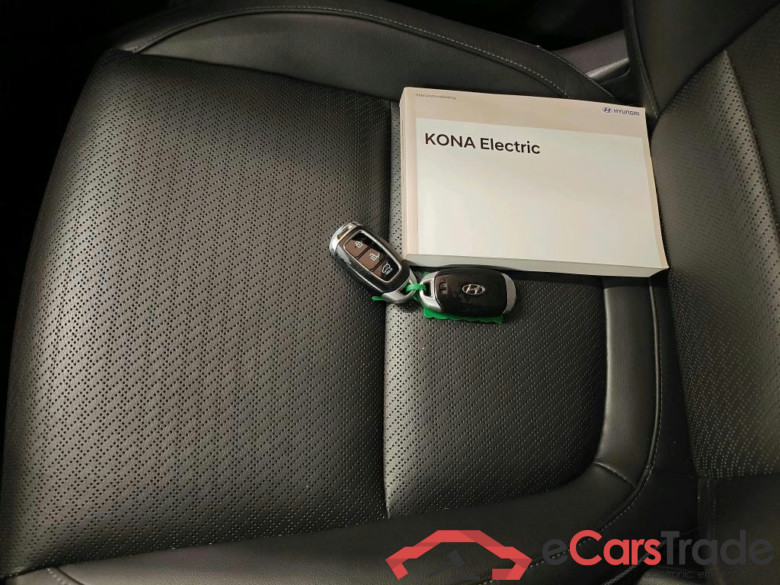 Hyundai KONA Premium Electric 64 kWh 5d #4