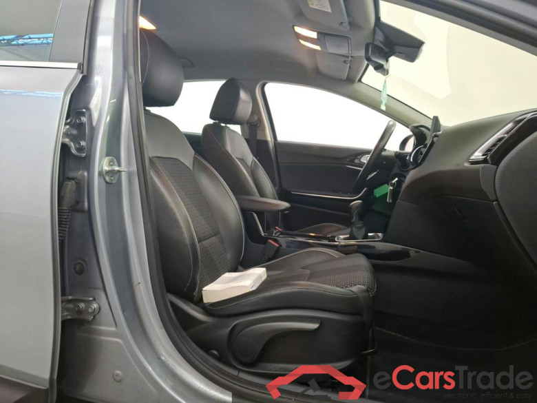 Kia XCeed 1.0 T-GDi DynamicLine 5d #3