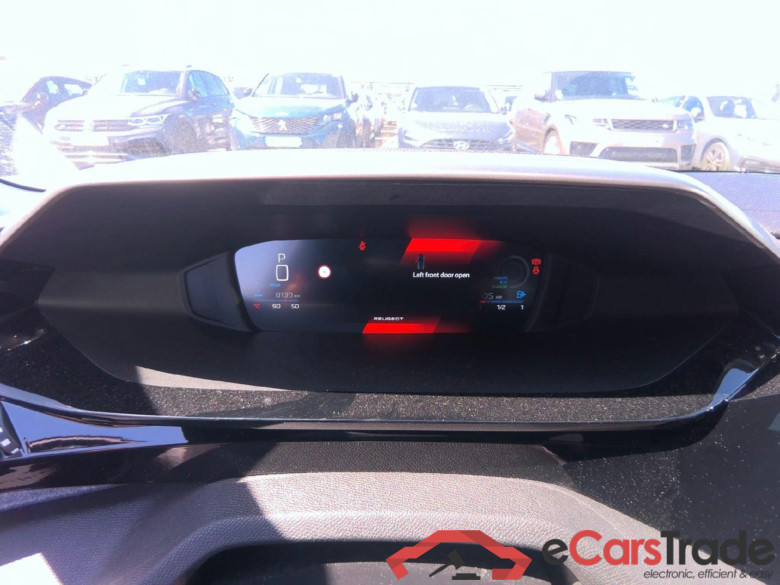 Peugeot 308 Allure Hybrid 145 e-DCS6 #4