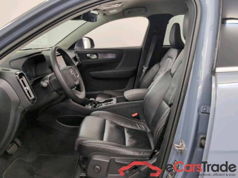 VOLVO XC40 1.5 T4 PHEV CORE DCT #5