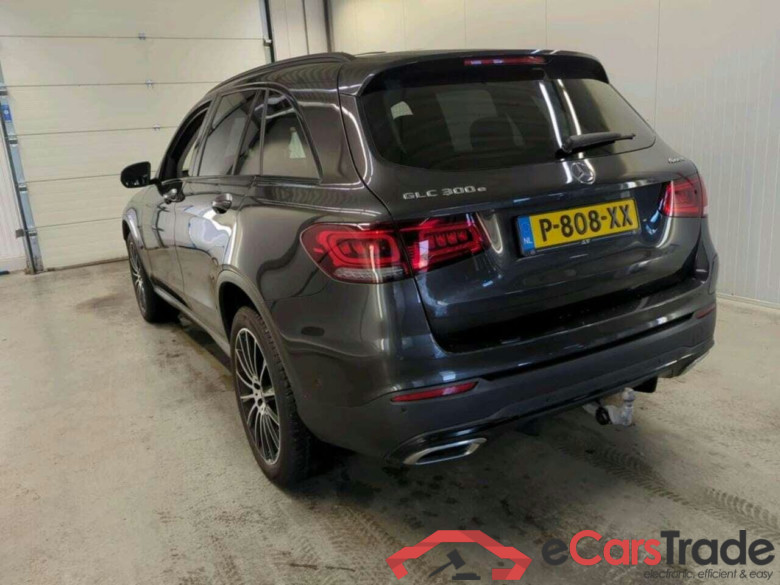 MERCEDES-BENZ GLC-Klasse 300e 4M Bns Sol. AMG #6