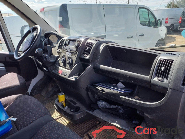 Boxer Furgón 330 L1H1 BlueHDi 120 Start&Stop 2.2 HDi 120CV MT6 E6d #3