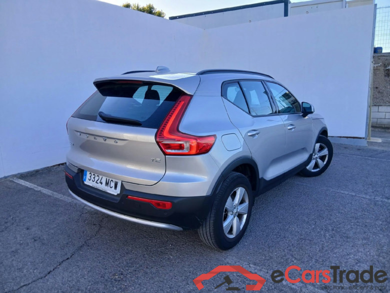 VOLVO XC40 / 2021 / 5P / todoterreno 1.5 T2 Essential Auto #2