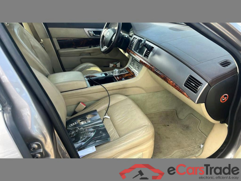 JAGUAR XF Dsl 2.0 D MHEV D200 HSE #5