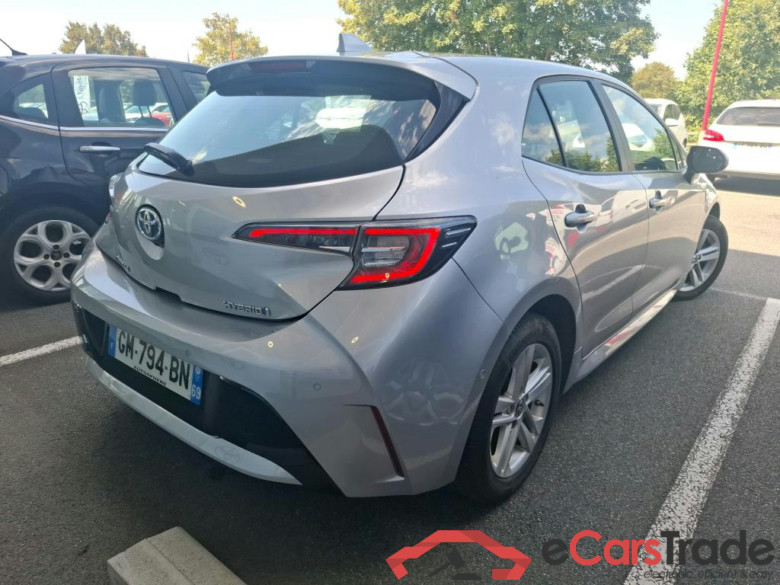 TOYOTA Corolla / 2018 / 5P / Berline Hybride 122h Dynamic Business Beyond Zer #3