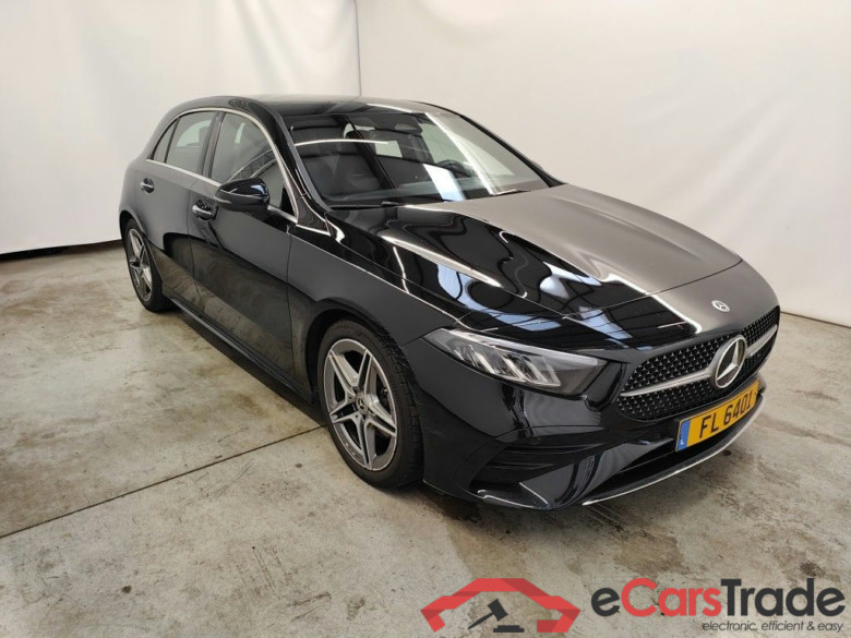 Mercedes-Benz Classe A Hatchback A 200 d AMG Line DCT 5d #5