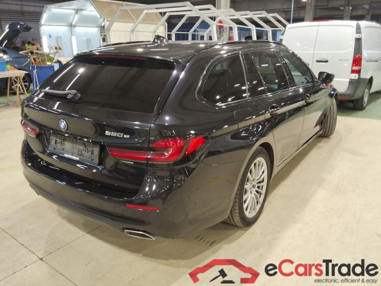 BMW 5 SERIES TOURING 2.0 520E TOURING AUTO #4