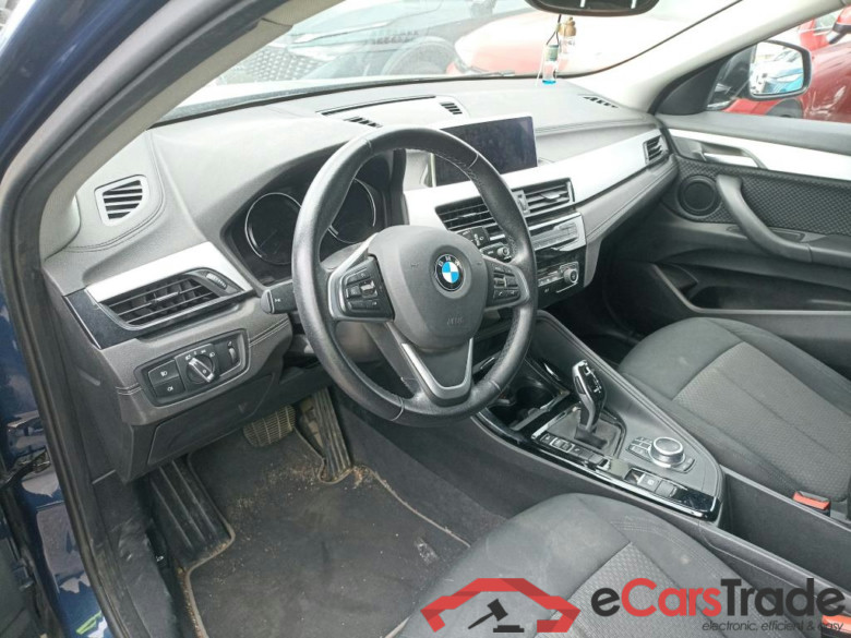 BMW X2 / 2017 / 5P / todoterreno sDrive18i (AC) #3