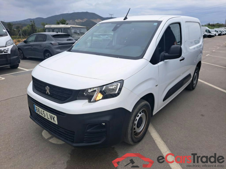 PEUGEOT Partner / 2018 / 4P / furgón derivado de turismo Premium Standard 600kg BlueHDi 73kW (AC)