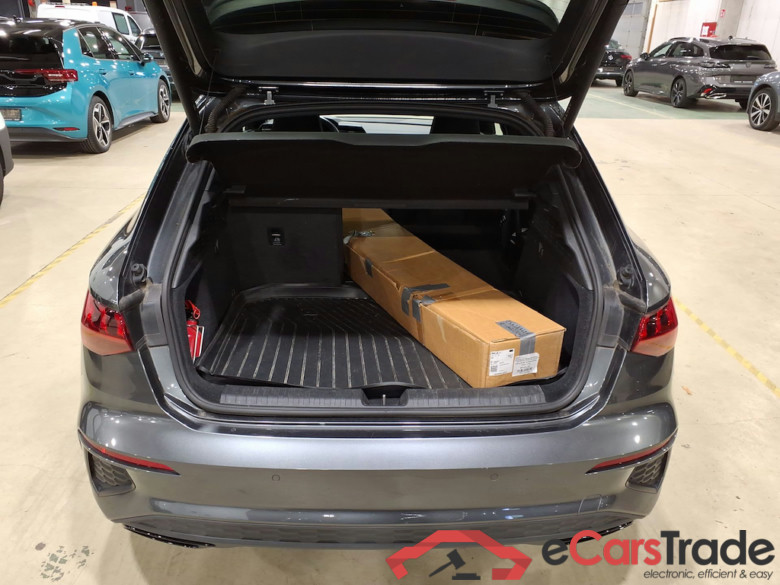 AUDI A3 1.0 30 TFSI 81KW S LINE #3