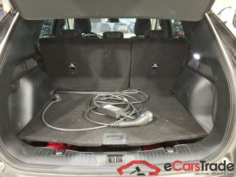 FORD KUGA 2.5I PHEV 165KW TITANIUM AUTO #3
