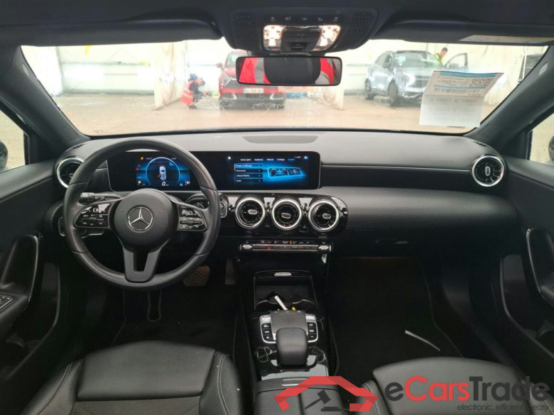 MERCEDES-BENZ Classe A 5p Berline A 180 d Business Line 7G-DCT #5