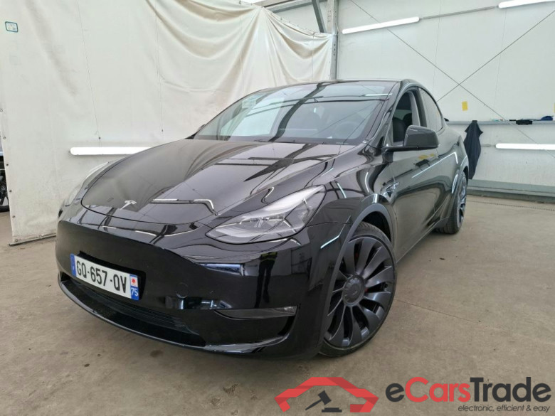 TESLA Model Y / 2020 / 5P / SUV Performance Dual Motor AWD #1