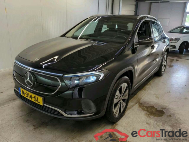 MERCEDES-BENZ EQA 250 67 kWh #1
