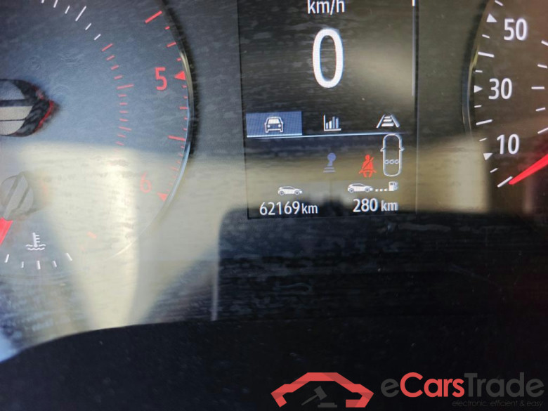 RENAULT Clio / 2019 / 5P / berlina con portón Business Blue dCi 63 kW (85CV) #5
