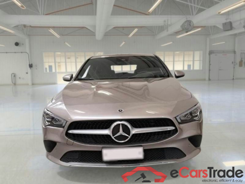 MERCEDES-BENZ CLA SHOOTING BRAKE / 2019 / 5P / STATION WAGON CLA 200 D AUTOMATIC SPORT #6