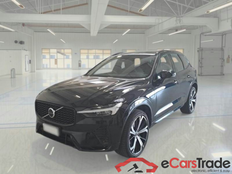 VOLVO XC60 / 2021 / 5P / SUV T6 PLUG-IN AWD AUTO PLUS DARK