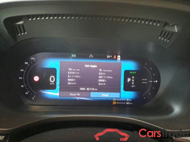 VOLVO XC60 / 2021 / 5P / SUV T6 PLUG-IN AWD AUTO PLUS DARK #4