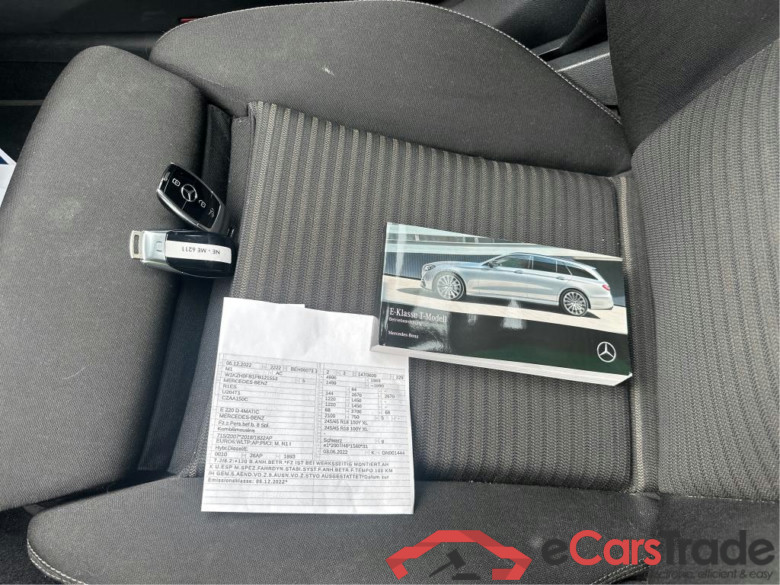 E -Klasse T-Modell E 220 d 4Matic (213.205)Avantgarde 162KW AT9 E6d #3