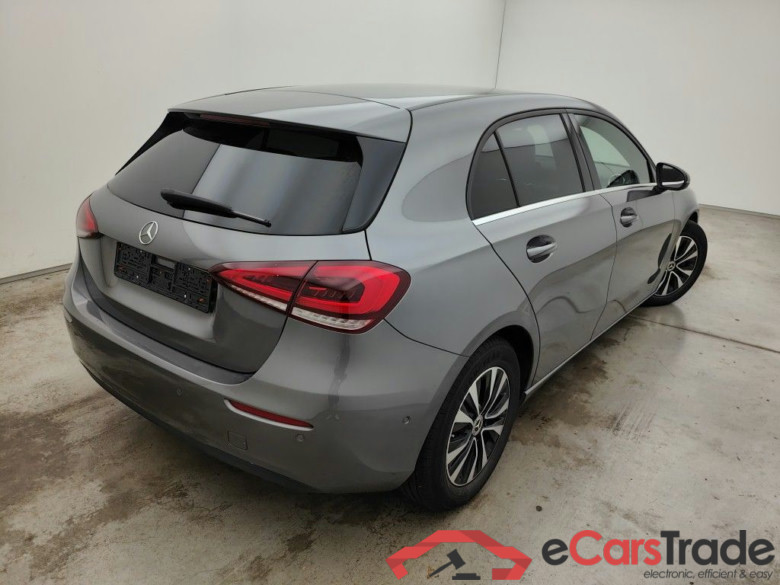 MERCEDES CLASSE A DIESEL (W177) A 200 d 150hp Business Line 5d #2