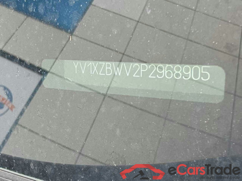 Volvo XC40 (2017->) DE - SUV5 T4 Twin Engine 2WD PHEV EU6d, Core, (Facelift) 2022 - 2022 #6
