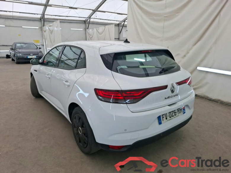 Megane IV Berline 5pt. Société Air Nav 1.5 dCi 90CV BVM6 E6 #2