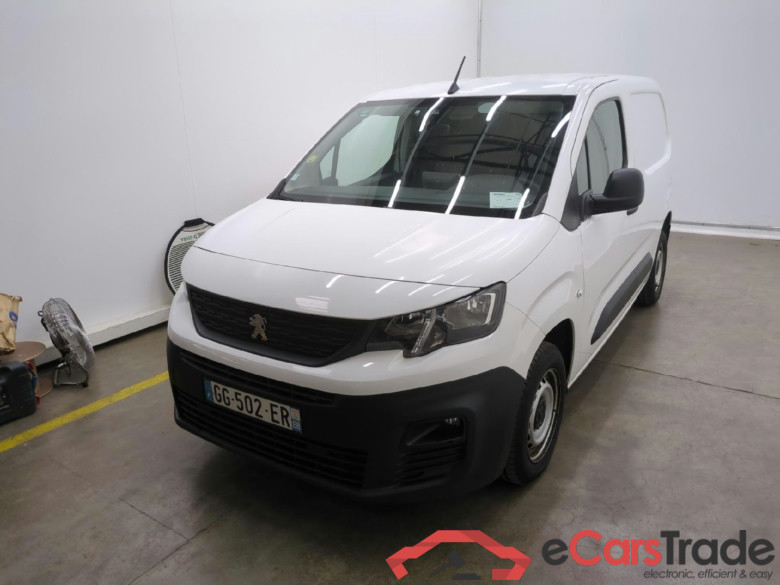 PEUGEOT Partner / 2018 / 4P / Fourgonnette BHDI 100 S&S STANDARD 650KG PREMIUM