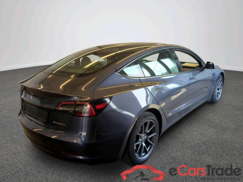 TESLA Model 3 Langstreckenbatt. Allradantrieb Dual Motor 4d 366kW #2