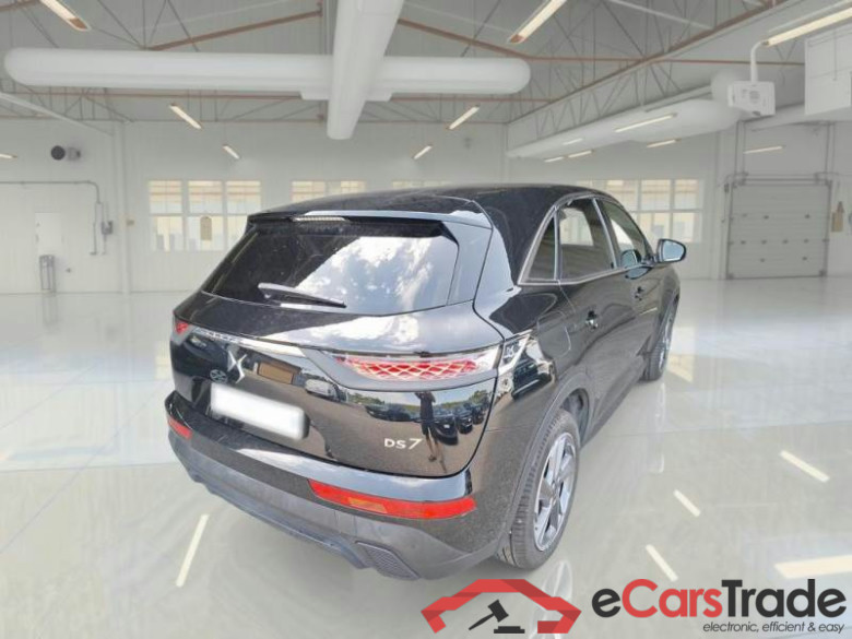 DS DS 7 CROSSBACK / 2017 / 5P / SUV BLUEHDI 130 AUTOMATICA BUSINESS #2