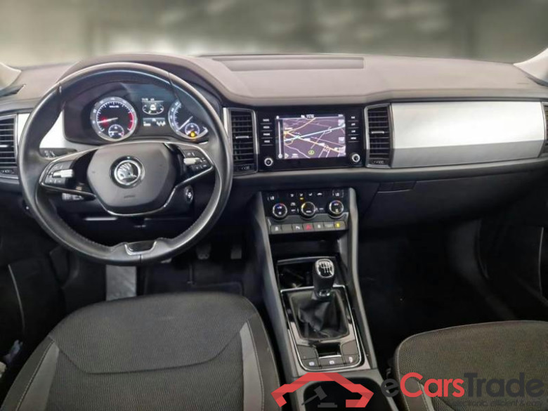 SKODA KODIAQ / 2021 / 5P / SUV 1.5 TSI ACT EXECUTIVE 7P #3