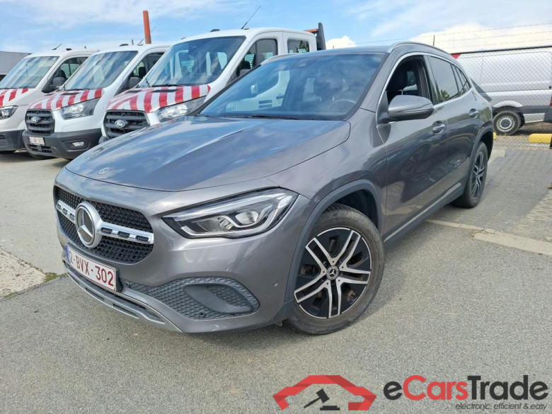 MERCEDES - MER GLA 250e 218PK Business Solution Luxury Towing Hook * HYBRID *