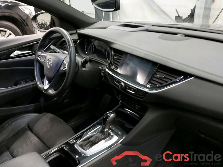 OPEL - OPE INSIGNIA SPORTS TOURER CDTI 170PK AT8 Innovation OPC Line Pack Executive Innovation/Country Tourer Towing Hook #3