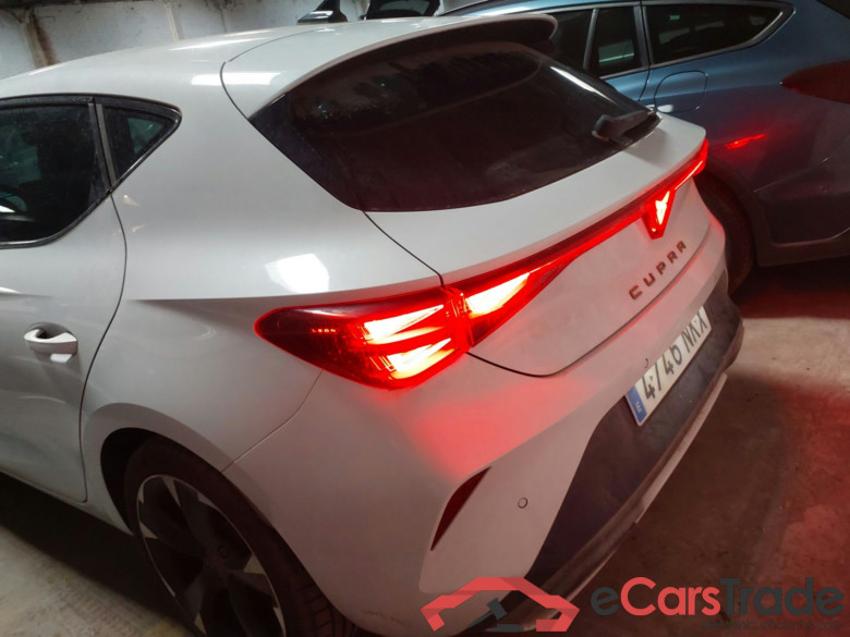 CUPRA Leon 5P 1.5 eTSI S&S 150cv manual  #2